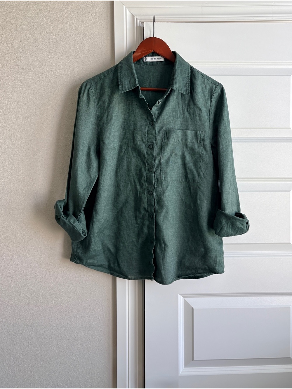 MNG Mango Sage Green Linen Cotton Button Down Shirt natural fiber Size 6